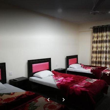 Hotel Noor Nama Palace Hunza Hassan Abad Exterior photo